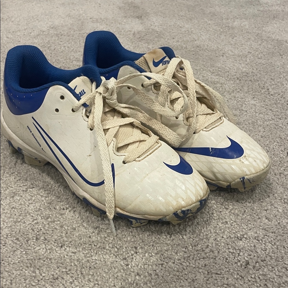 Nike White and Blue Cleats - Youth size 5 Athletic Shoes